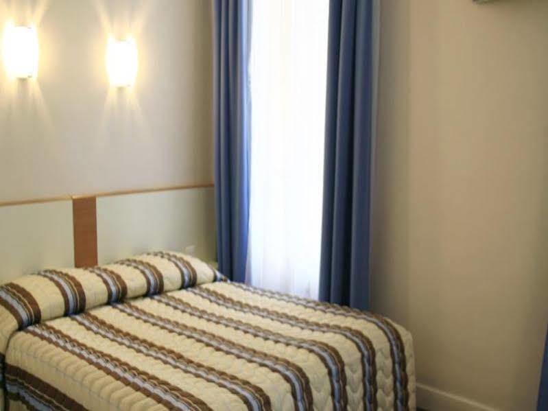 Hotel De Nemours Paris Eksteriør billede